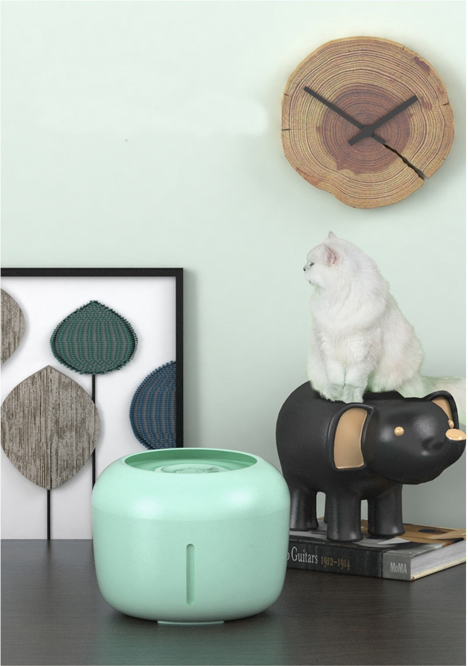 PurePaws: Elegant Cat Hydration Station